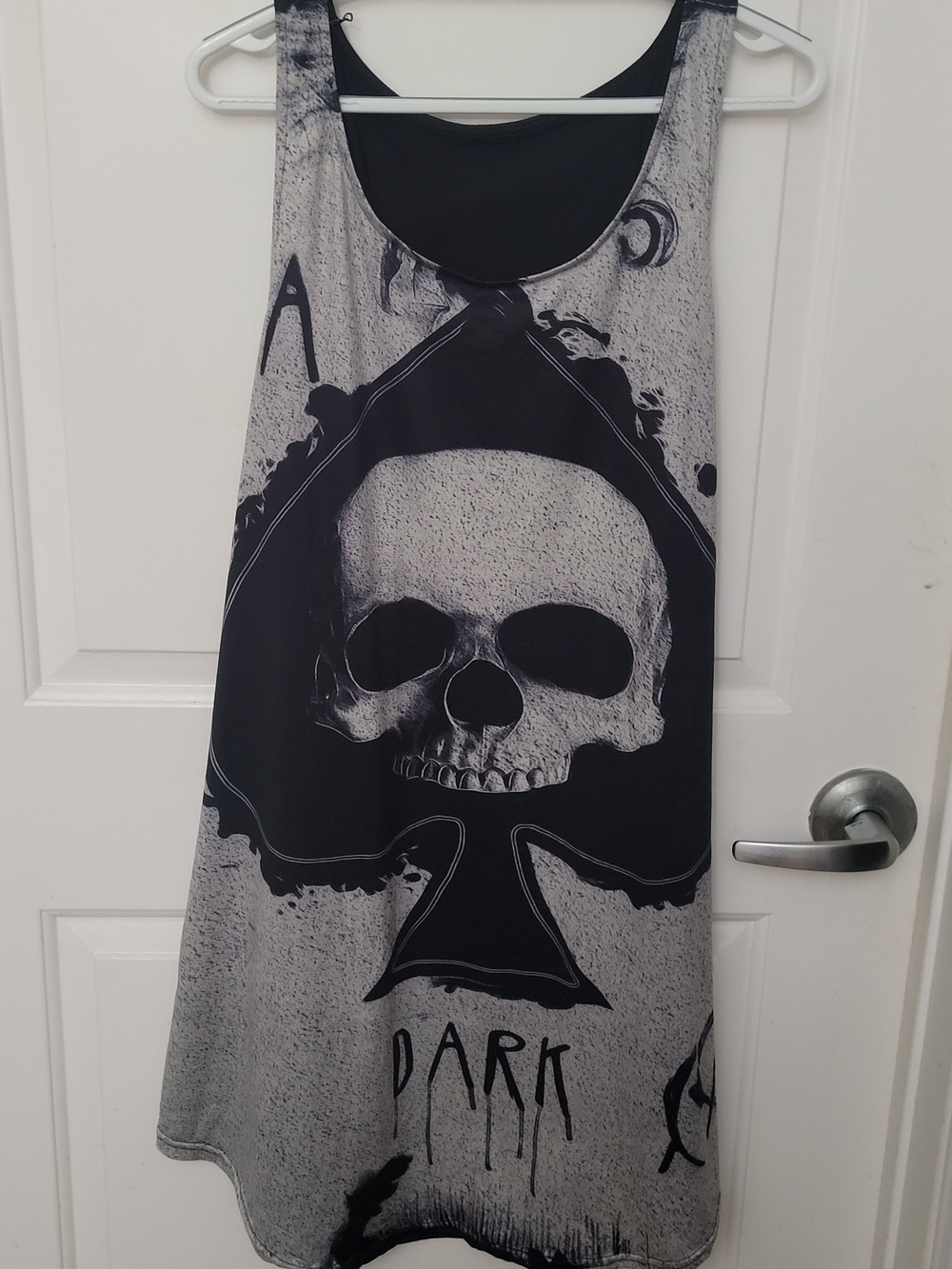 Unbranded  Women's Plus Sz Skull & Poker Lounge Mid-Length  Sl. Dress Sz 3XL